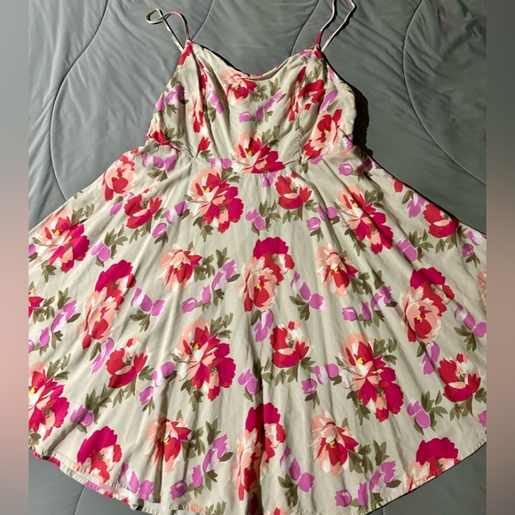 Old Navy dress XL. - Picture 2 of 3